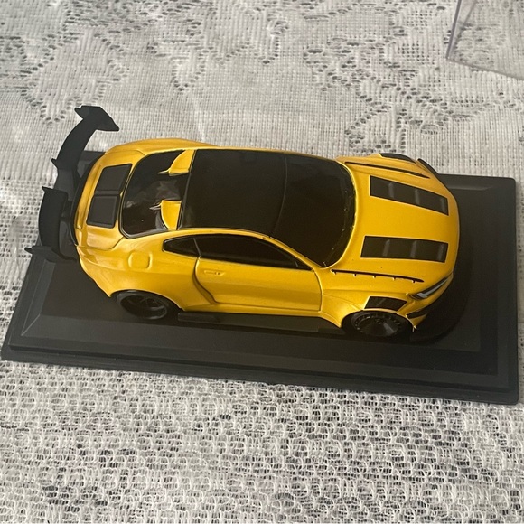 Need For Speed Heat Collectors Edition for PS4 - Picture 10 of 15